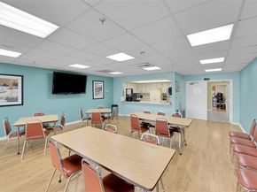 10133 NW 24th Pl 208, Sunrise FL 33322