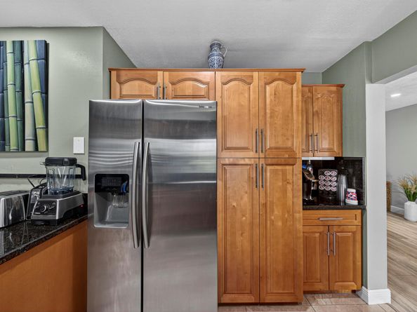 11421 NW 38th Place, Sunrise FL 33323