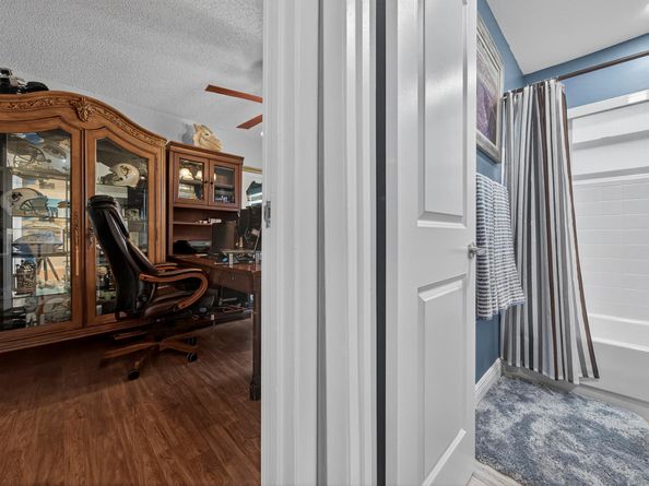 11421 NW 38th Place, Sunrise FL 33323