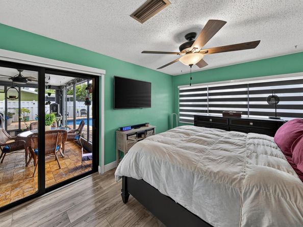 11421 NW 38th Place, Sunrise FL 33323