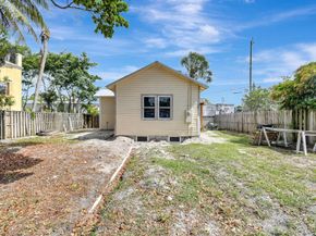 11 SW 11th Ave, Fort Lauderdale FL 33312