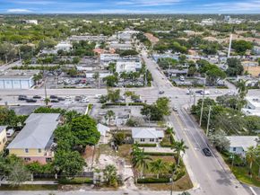 11 SW 11th Ave, Fort Lauderdale FL 33312