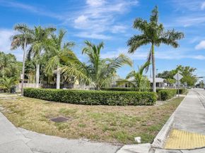 11 SW 11th Ave, Fort Lauderdale FL 33312