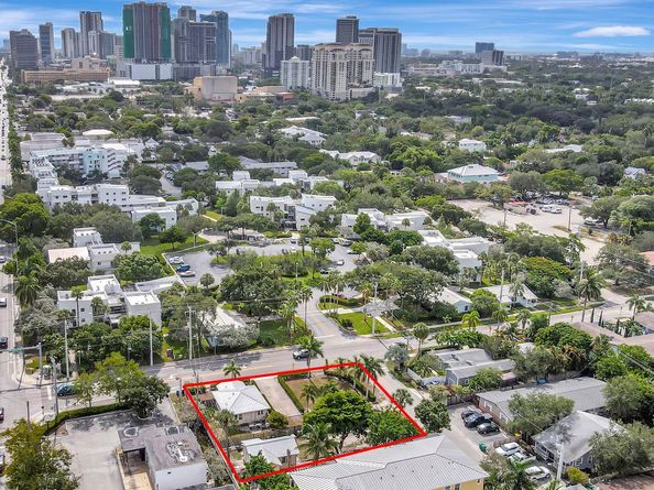 11 SW 11th Ave, Fort Lauderdale FL 33312