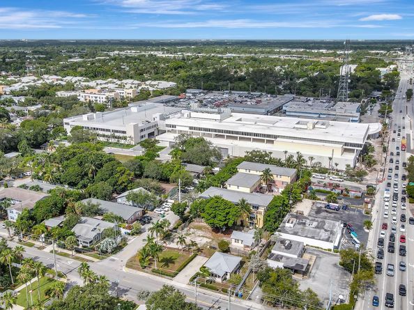 11 SW 11th Ave, Fort Lauderdale FL 33312