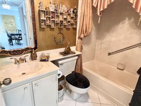 10842 W Clairmont Cir 310, Tamarac FL 33321