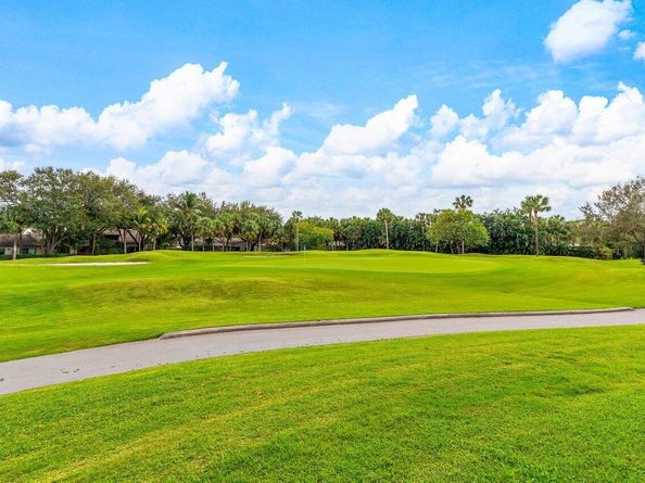 264 Deer Creek Woodlake Circle, Deerfield Beach FL 33442