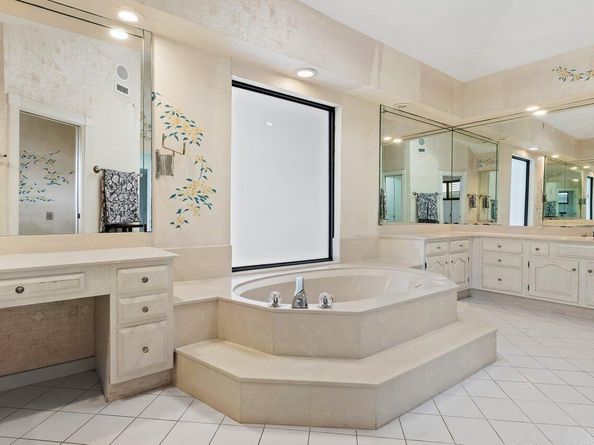 264 Deer Creek Woodlake Circle, Deerfield Beach FL 33442