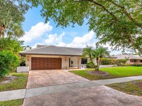 264 Deer Creek Woodlake Circle, Deerfield Beach FL 33442