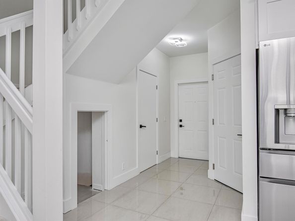 819 NW 42 Place 819, Deerfield Beach FL 33064