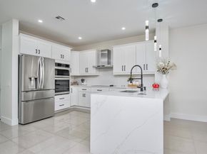 819 NW 42 Place 819, Deerfield Beach FL 33064