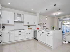 819 NW 42 Place 819, Deerfield Beach FL 33064