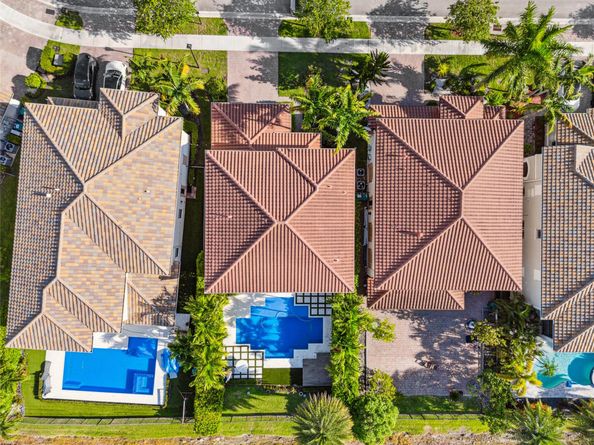 9725 Blue Isle Bay, Parkland FL 33076