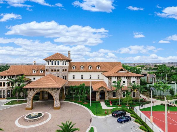 9725 Blue Isle Bay, Parkland FL 33076