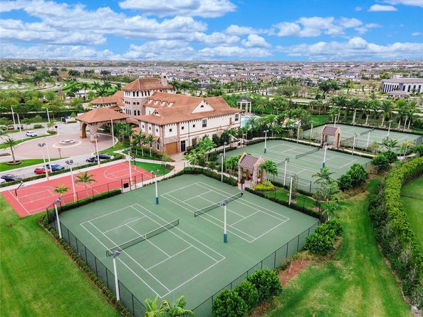 9725 Blue Isle Bay, Parkland FL 33076