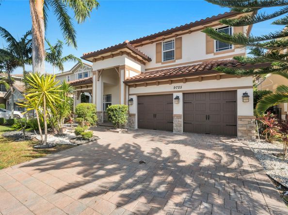 9725 Blue Isle Bay, Parkland FL 33076