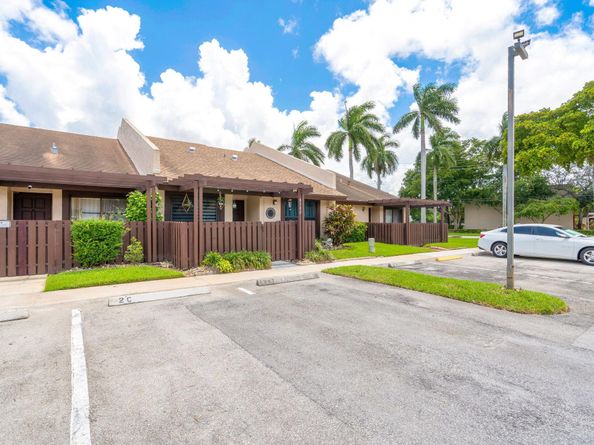 8382 NW 37th Street, Sunrise FL 33351
