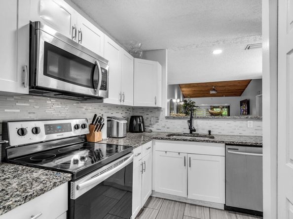 8382 NW 37th Street, Sunrise FL 33351