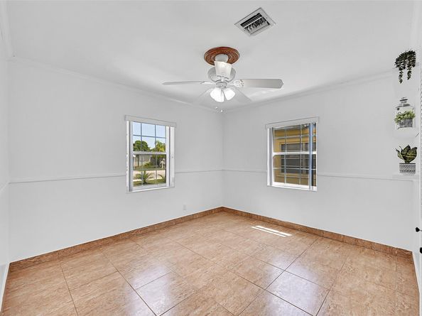 230 NW 52nd Ct, Fort Lauderdale FL 33309
