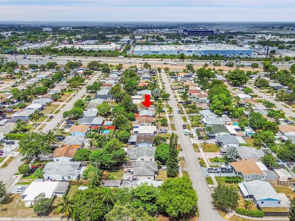 230 NW 52nd Ct, Fort Lauderdale FL 33309