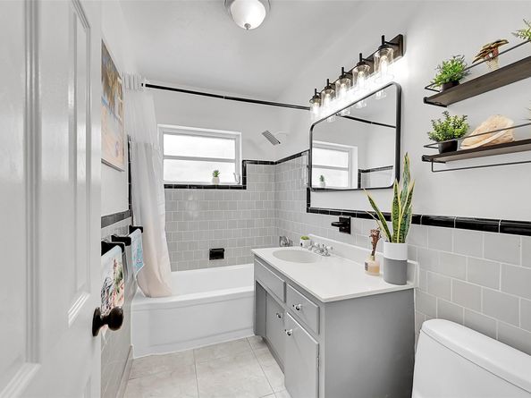 230 NW 52nd Ct, Fort Lauderdale FL 33309