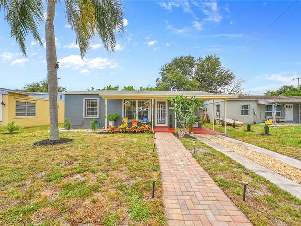 230 NW 52nd Ct, Fort Lauderdale FL 33309