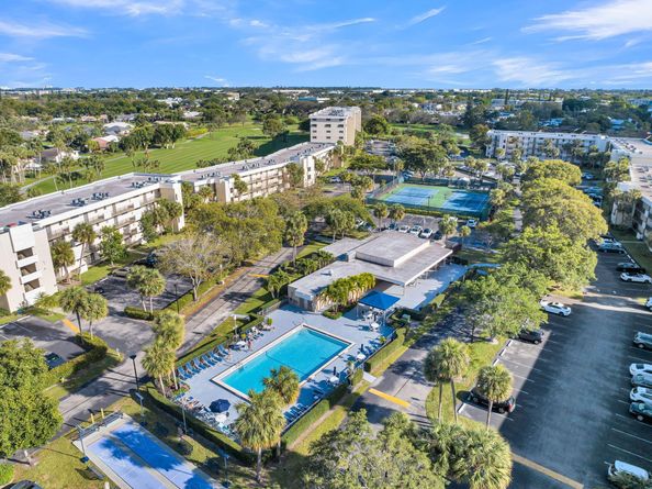 2440 Deer Creek Country Club Boulevard 306C, Deerfield Beach FL 33442
