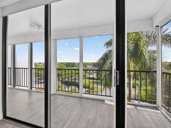 6815 Willow Wood Drive 4062, Boca Raton FL 33434