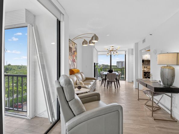 6815 Willow Wood Drive 4062, Boca Raton FL 33434