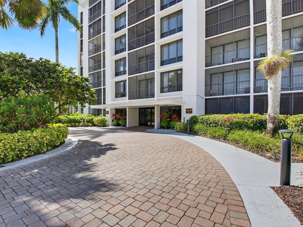 6815 Willow Wood Drive 4062, Boca Raton FL 33434