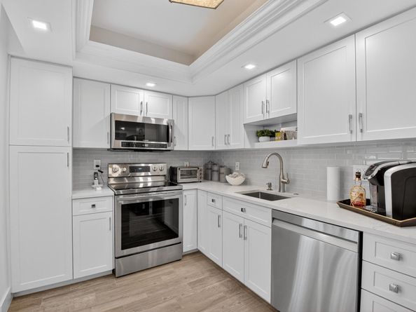 6815 Willow Wood Drive 4062, Boca Raton FL 33434
