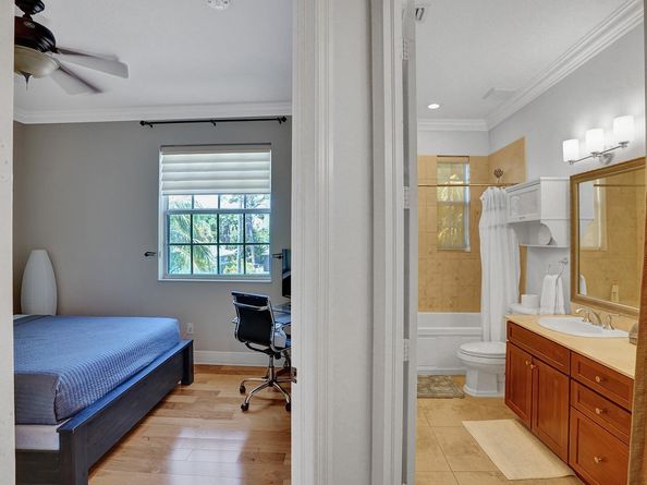 426 SW 9th Street, Fort Lauderdale FL 33315