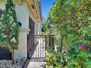 426 SW 9th Street, Fort Lauderdale FL 33315