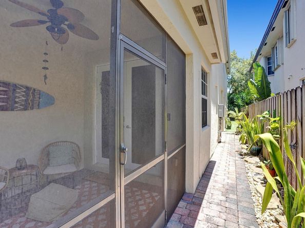 426 SW 9th Street, Fort Lauderdale FL 33315