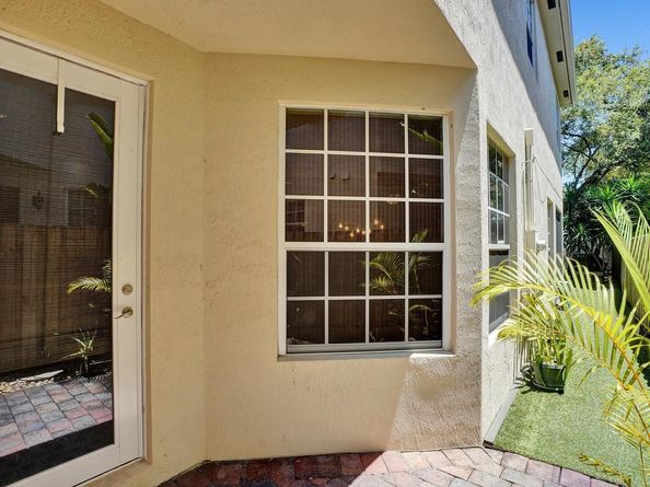 426 SW 9th Street, Fort Lauderdale FL 33315