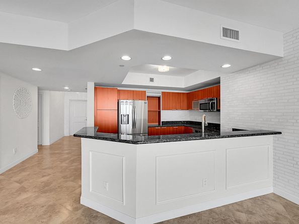 2640 Lake Shore Drive 2011, Riviera Beach FL 33404