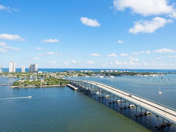 2640 Lake Shore Drive 2011, Riviera Beach FL 33404