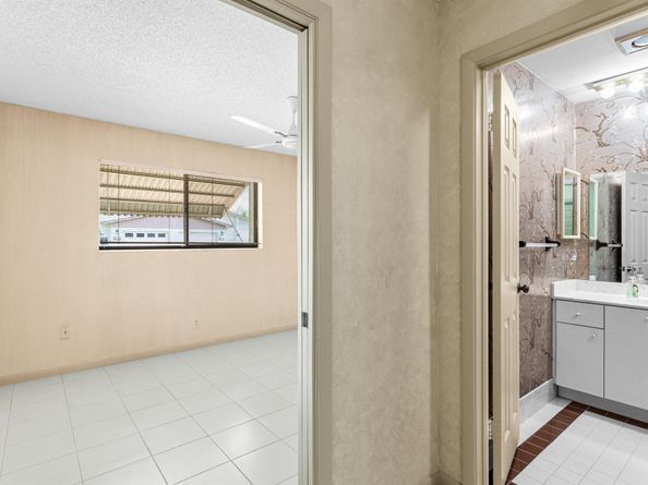 1736 Palmland Drive, Boynton Beach FL 33436