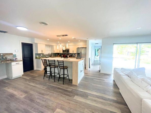 1710 SW 6th Avenue, Pompano Beach FL 33060