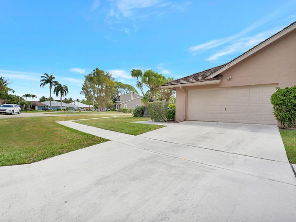 1819 Staimford Circle, Wellington FL 33414