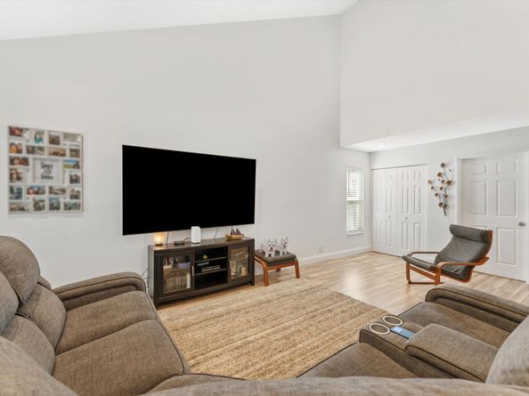 5185 NW 52nd Street, Coconut Creek FL 33073