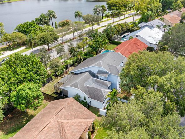 5185 NW 52nd Street, Coconut Creek FL 33073
