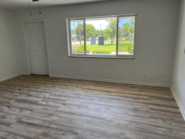 205 Date Palm Drive, Lake Park FL 33403