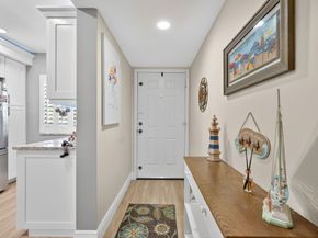 601 Seafarer Circle 201, Jupiter FL 33477
