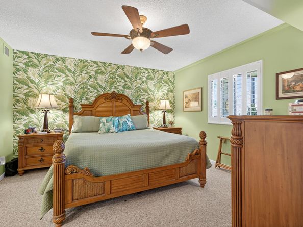 601 Seafarer Circle 201, Jupiter FL 33477