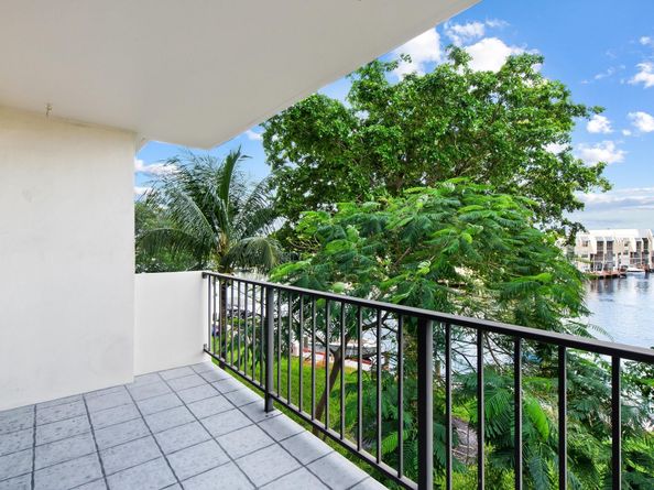 801 S Federal Hwy 320, Pompano Beach FL 33062