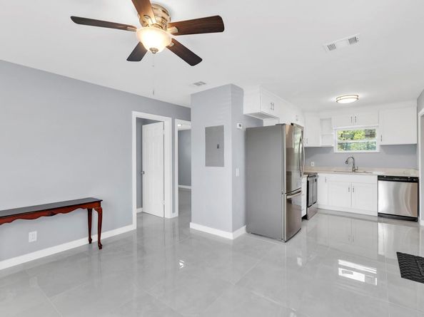 2533 NE 12th Ter, Pompano Beach FL 33064
