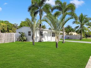 2533 NE 12th Ter, Pompano Beach FL 33064