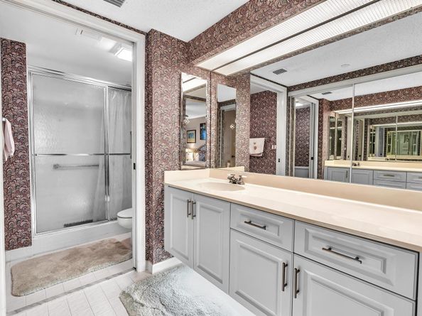 9587 Weldon Cir B311, Fort Lauderdale FL 33321