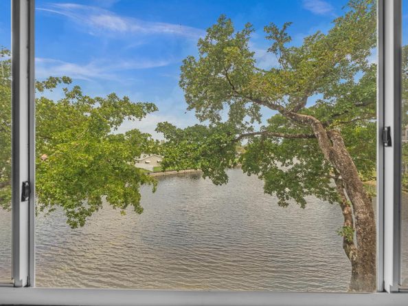 9587 Weldon Cir B311, Fort Lauderdale FL 33321